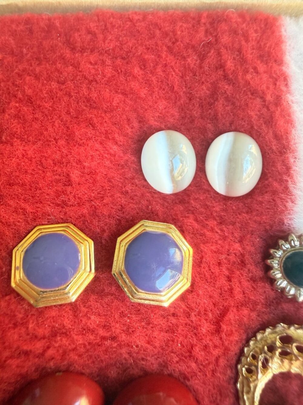 Vintage Pierced Earrings Set Of 5 Featuring Gold, Pearl, Red, Blue, Green Tones - Picture 3 of 10